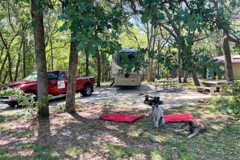 How to Find Dog-Friendly Campgrounds