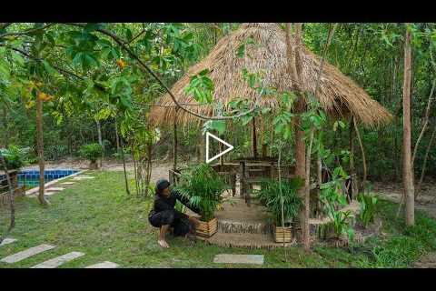 Girls Build Out Door Setting Area Solo Bushcraft Skills in Deep Jungle