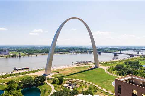 Camping World’s Guide to RVing Gateway Arch National Park