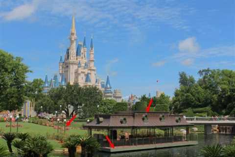 Go Away Green: Disney’s Discreet Color That Can Help You Stay Hidden