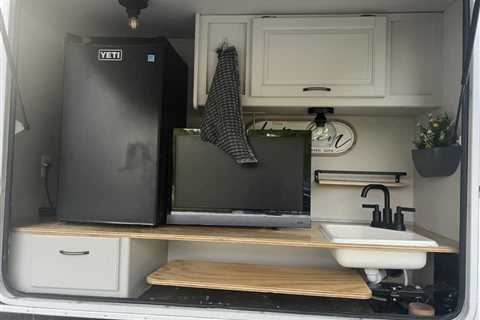 18 DIY RV Outdoor Kitchen Ideas