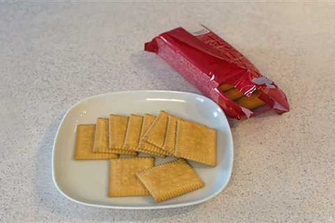 Crackers’ Lifespan: Do Crackers Go Bad?