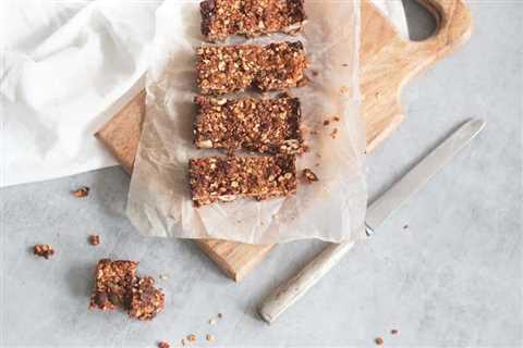 What Are the Best Long-Lasting Emergency Food Bars?